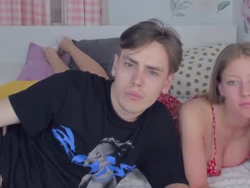 webcam girl emmaandjake capture image #2465855