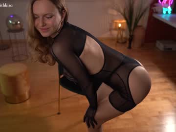 webcam girl chillwithkira capture image #3899505