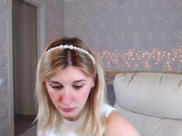 webcam girl tendermoon__ capture image #3985830