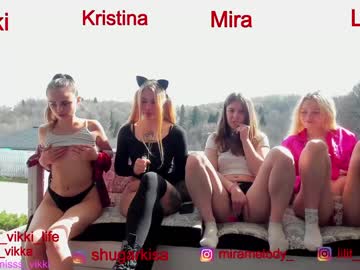 webcam girl misss_vikki capture image #1717040