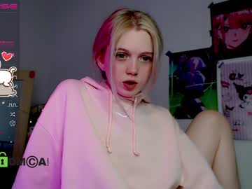 webcam girl small_blondee capture image #3353524