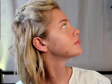 webcam girl dollorrie capture image #2273805