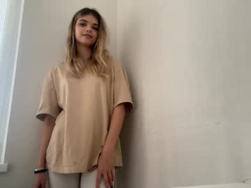 webcam girl naughty_dreams_xo capture image #4088517