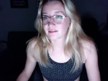 webcam girl elizabeverly capture image #608336