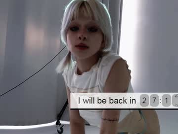 Cam for iamyolandi