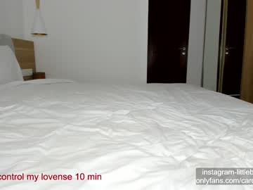 webcam girl carolinaherera capture image #2657226