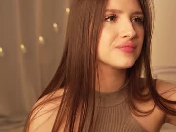 webcam girl kittypurr__ capture image #4082443