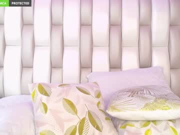 webcam girl holly_jenner capture image #1188078