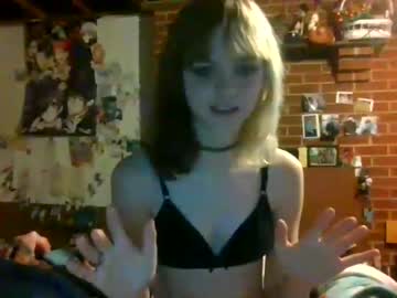 webcam girl kinnybuns capture image #3632489