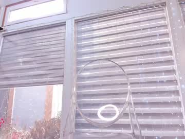 webcam girl white_snow_ capture image #963639