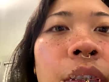 webcam girl heavenngirlyy444 capture image #4027204