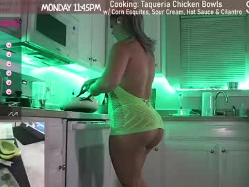 webcam girl milavalentinax capture image #3579785