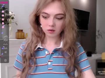 webcam girl small_blondee capture image #1844548