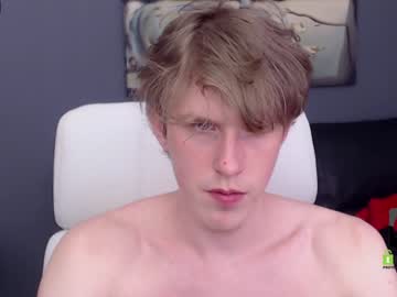 webcam man isaac_moris_ capture image #1380715