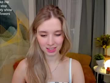 webcam girl milablush capture image #3633609
