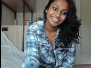 webcam girl xzaramx capture image #1942137
