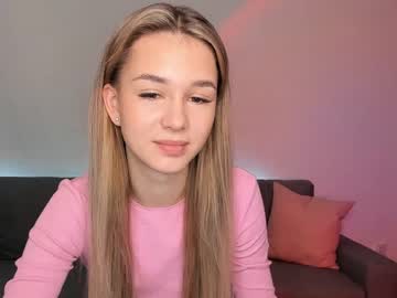 webcam girl holly____ capture image #3525352