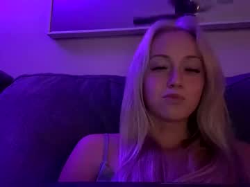 webcam girl mollyhayes capture image #1470804
