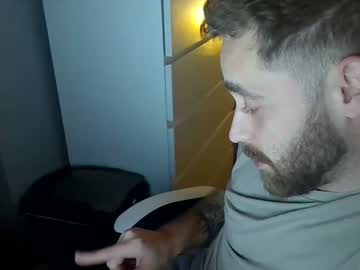 webcam man greyjoggers capture image #3226411