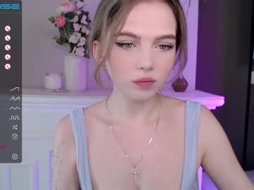 webcam girl small_blondee capture image #2935652