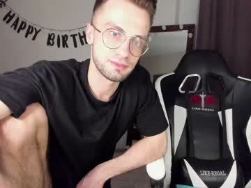 webcam couple dominant_family capture image #1444915