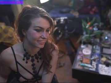 webcam girl chroniclove capture image #2510519