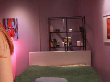 webcam girl lily_devi capture image #1988583