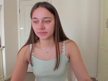 webcam girl eleonora_linn capture image #2870845