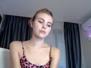 webcam girl amourvenenum capture image #2856772