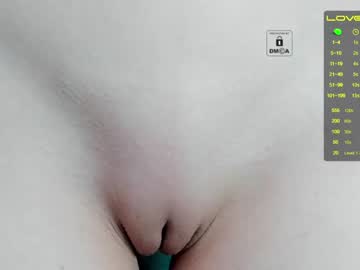 webcam girl _witch__ capture image #669289