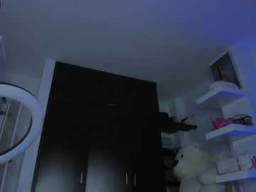 webcam girl emily_____ capture image #2906742