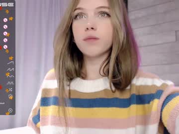 webcam girl small_blondee capture image #2895000