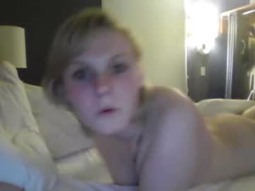 webcam girl cutiekatie3273 capture image #1254556