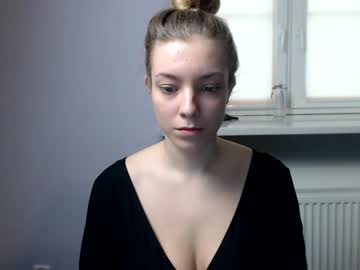 webcam girl lucynews capture image #654735