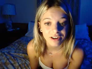 webcam girl lily_marieee capture image #3787103