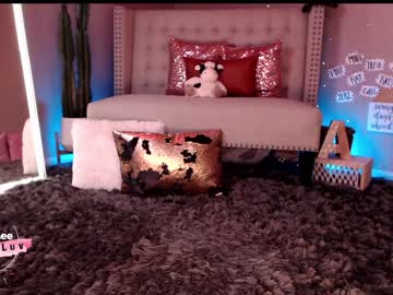 webcam girl aubrilee capture image #3628175