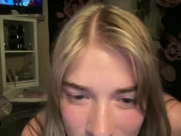 webcam girl scxrletbae capture image #3936301