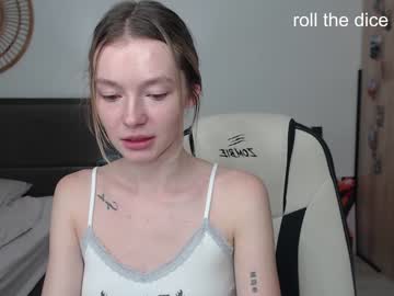 webcam girl leiligi capture image #2689671