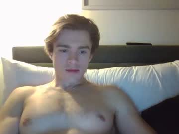 webcam man dominoman99888 capture image #3997544