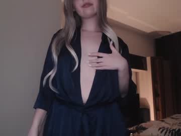webcam girl lucy_littleangle capture image #2880731