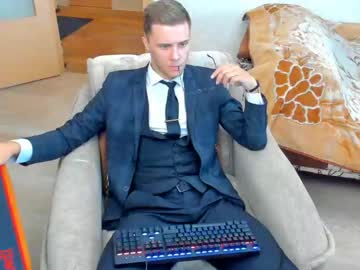webcam man successful_lama capture image #4020848