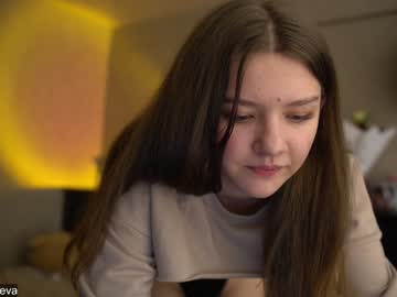 webcam girl coyness_geneva capture image #1389484
