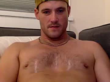 webcam man theoutfitter capture image #3801965