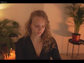 webcam girl chillwithkira capture image #2021332