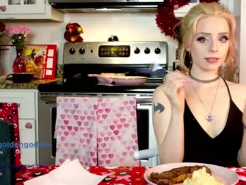webcam girl goldengoddessxxx capture image #1138927