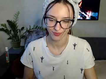 webcam girl water__lily capture image #963772