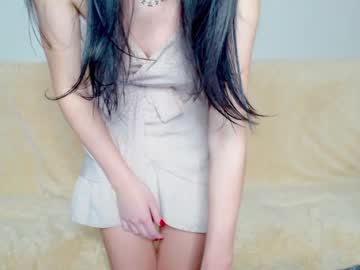 webcam girl leslie_hun capture image #1019055