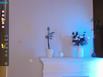 webcam girl small_blondee capture image #2651455