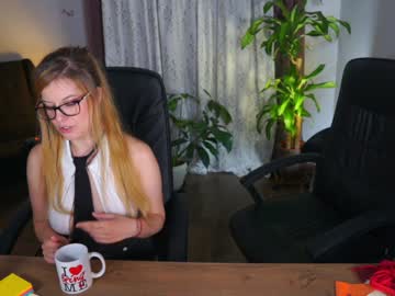 webcam girl juicyandthepussyblvd capture image #2633636