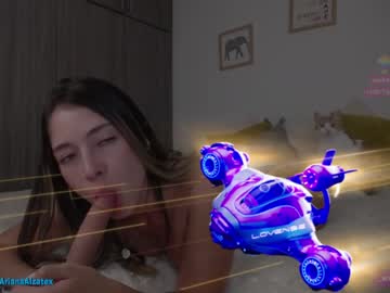 webcam girl _arianalzate_ capture image #2346949
